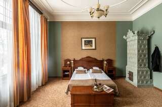 Отели типа «постель и завтрак» Villa Elise Park Pension Строне-Слёнске Апартаменты-3